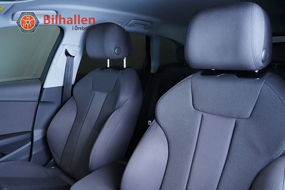 Audi A4 4 of 27