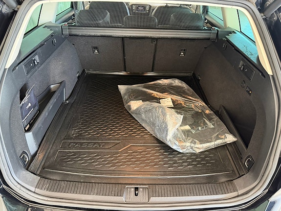 Volkswagen Passat 22 of 22