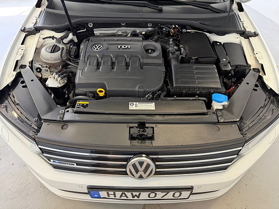 Volkswagen Passat 13 of 13