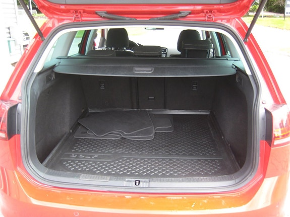 Volkswagen Golf VII 8 of 19
