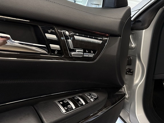 Mercedes-Benz CL63 15 of 27