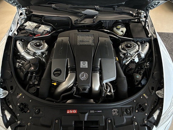 Mercedes-Benz CL63 13 of 27