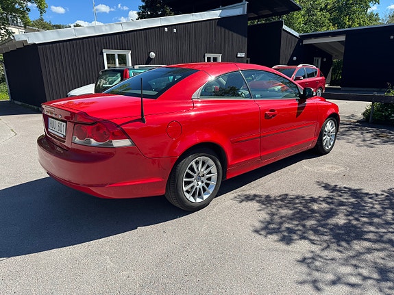 Volvo C70 2 of 10