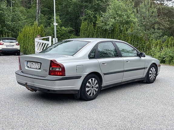 Volvo S80 4 of 19
