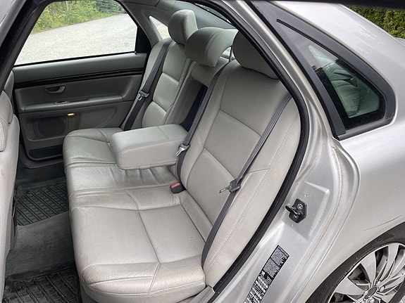 Volvo S80 18 of 19