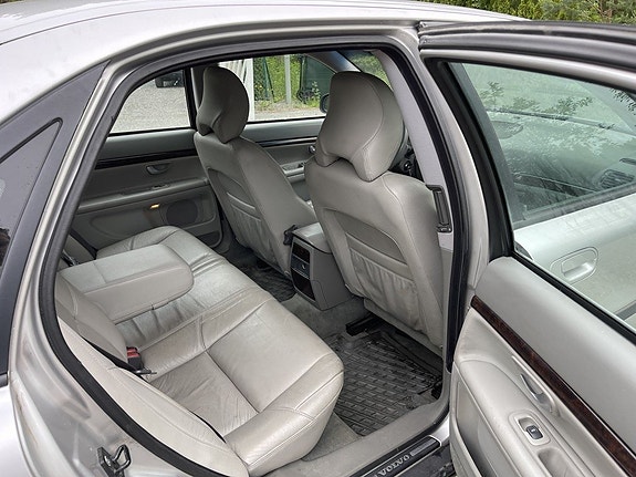 Volvo S80 17 of 19