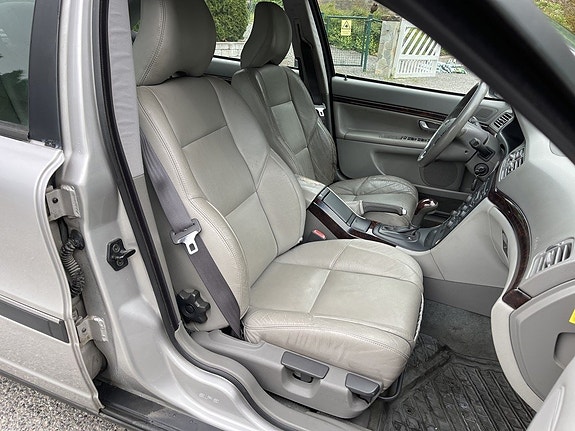 Volvo S80 13 of 19