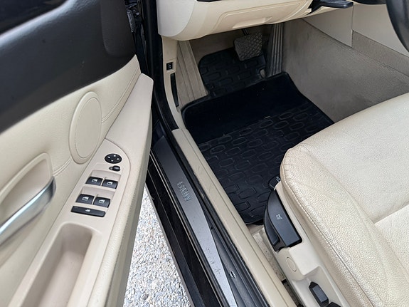 BMW 523i 18 of 22