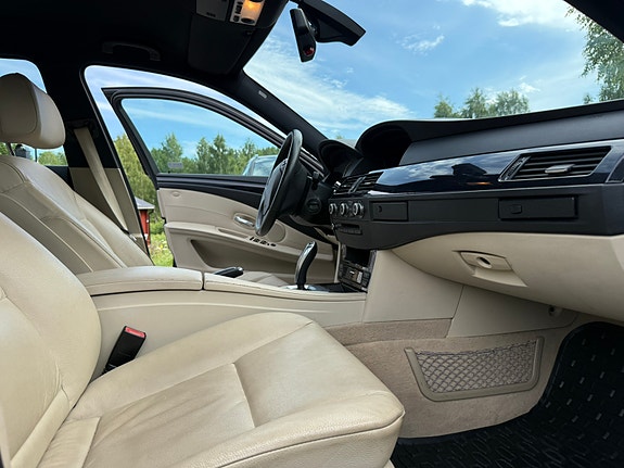 BMW 523i 12 of 22
