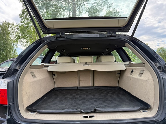 BMW 523i 7 of 22