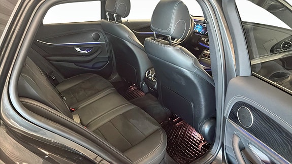 Mercedes-Benz E220 d 5 of 5