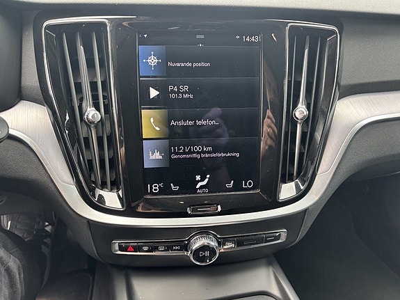 Volvo V60 Cross Country 12 of 13