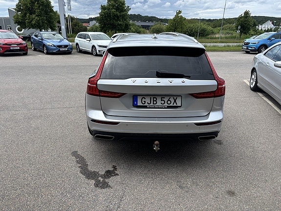 Volvo V60 Cross Country 5 of 5
