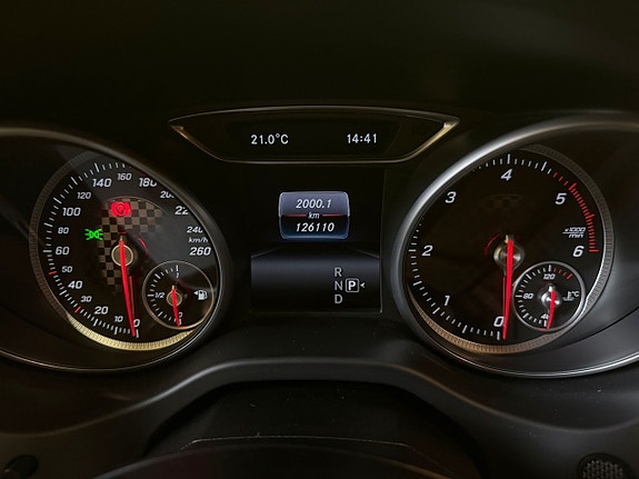 Mercedes-Benz A180 d 13 of 17