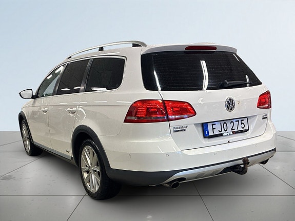 Volkswagen Passat Alltrack 5 of 5