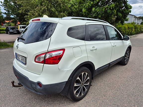 Nissan Qashqai+2 4 of 5