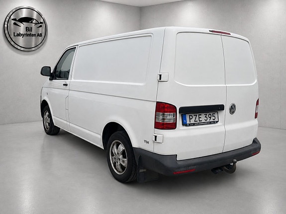 Volkswagen Transporter 3 of 5
