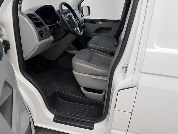 Volkswagen Transporter 4 of 5