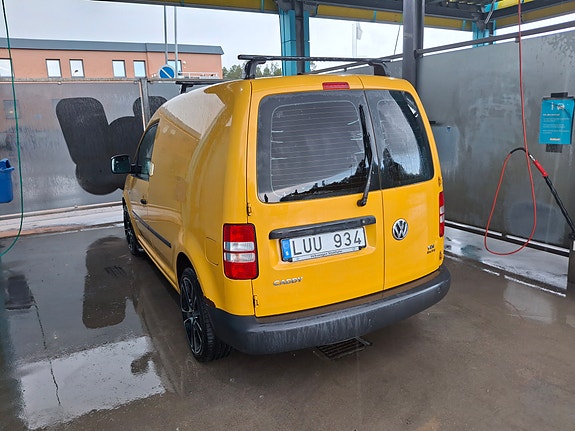 Volkswagen Caddy 3 of 5