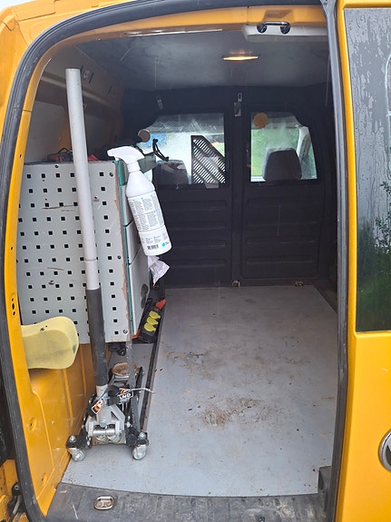 Volkswagen Caddy 5 of 5