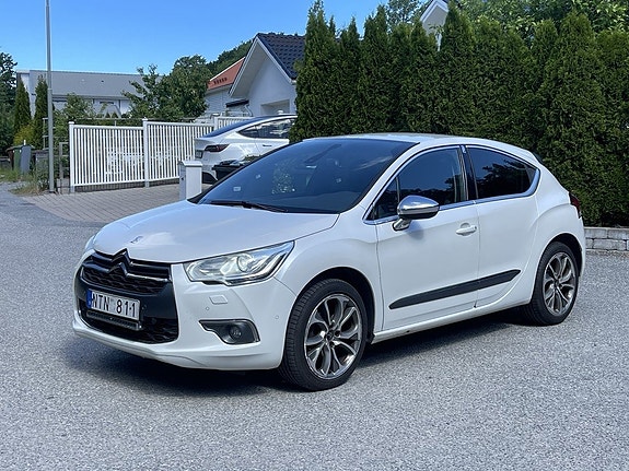 Citroen DS4 2 of 5