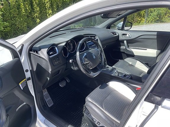 Citroen DS4 10 of 20