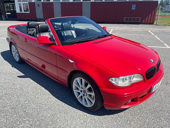 BMW 330Ci 3 of 5