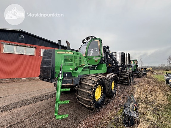 John Deere 1910G 7 of 27