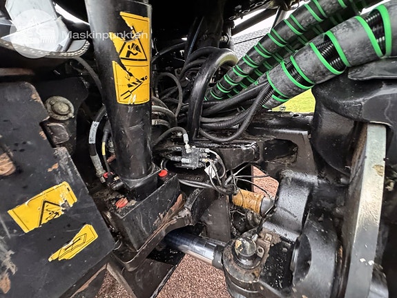 John Deere 1470 G Skördare 18 of 27