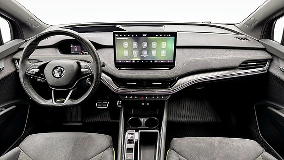 Skoda Enyaq Coupe RS 10 of 21