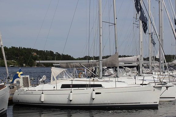 Beneteau Oceanis 31 — Vedi foto 1