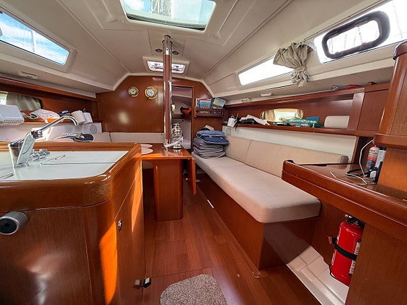 BENETEAU Oceanis 31 4 of 5