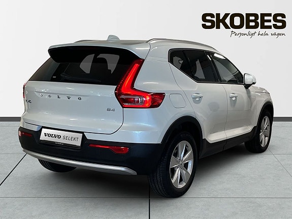 Volvo XC40 8 of 20