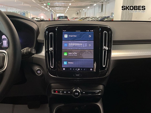Volvo XC40 15 of 20