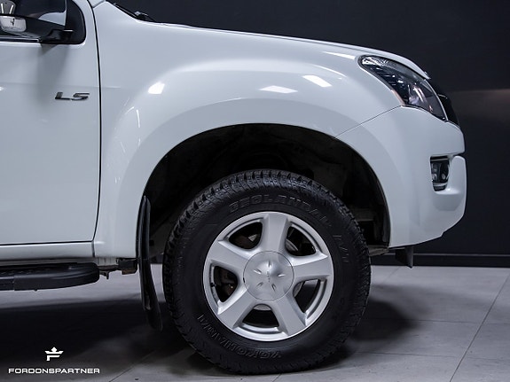 Isuzu D-max 9 of 30