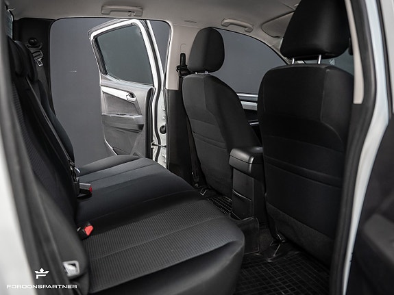 Isuzu D-max 30 of 30