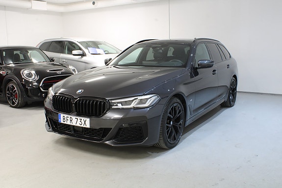BMW 520d 2 of 5
