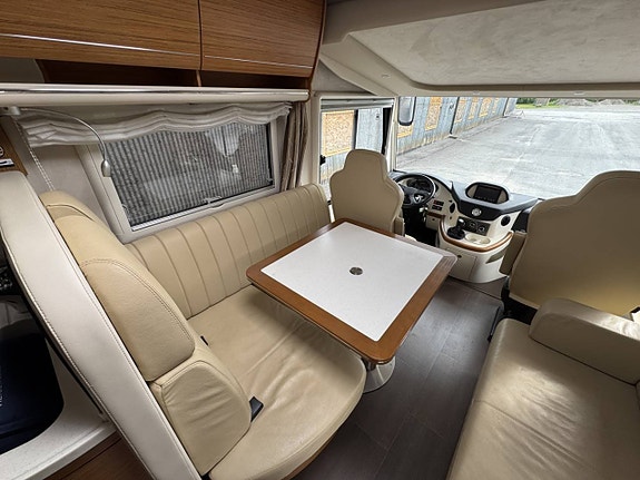 Concorde Charisma 850L 9 of 12