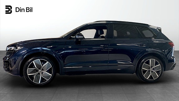 Volkswagen Touareg 2 of 13