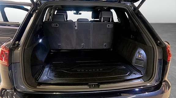 Volkswagen Touareg 12 of 13