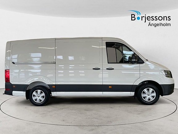 Volkswagen Crafter 2 of 19