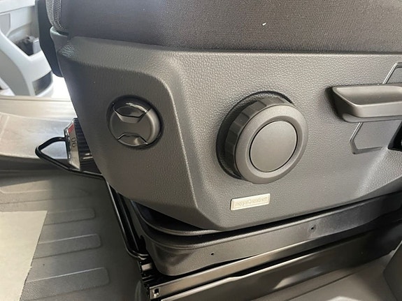 Volkswagen Crafter 18 of 19
