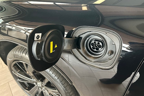 Volvo XC60 21 of 30