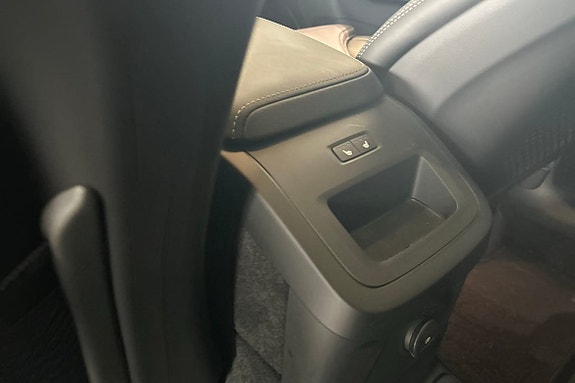 Volvo XC60 19 of 30