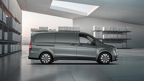 Mercedes-Benz Vito 119 2 of 5