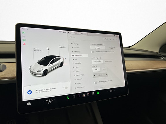Tesla Model 3 17 of 30