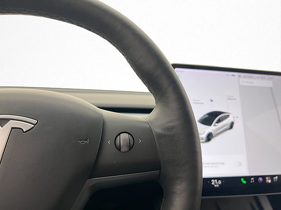 Tesla Model 3 30 of 30