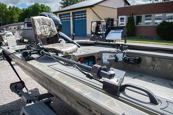 Tracker Grizzly 1654 Sportsman Mercury F40 8 of 12