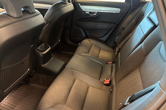 Volvo V90 13 of 22