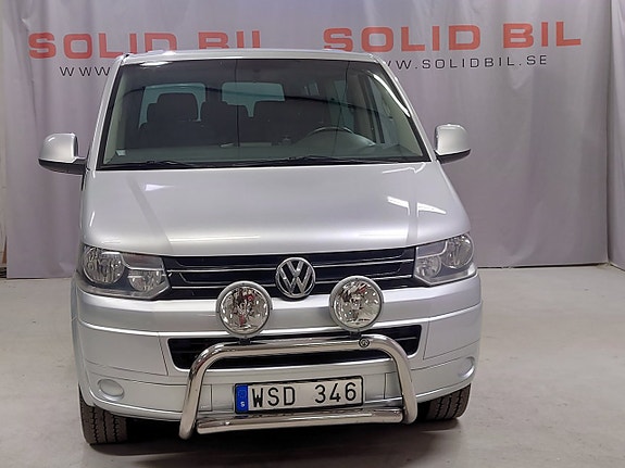 Volkswagen Caravelle 2 of 5